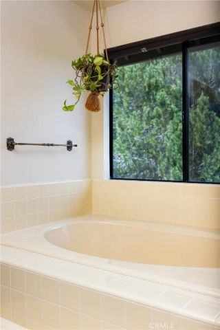 156 Anacapa Circle, San Luis Obispo, CA 93405