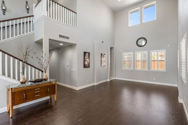 6208 W Menlo Avenue, Fresno, CA 93722