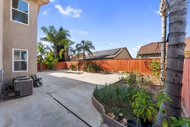6208 W Menlo Avenue, Fresno, CA 93722