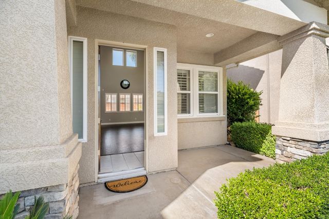6208 W Menlo Avenue, Fresno, CA 93722