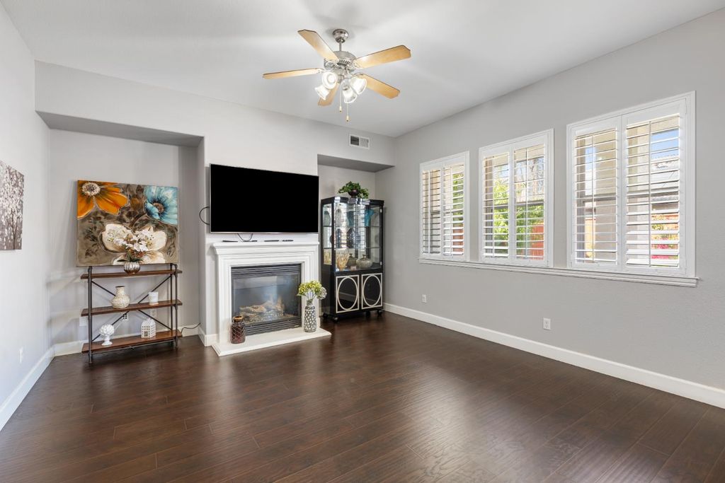 Image 21 of property listing at 6208 W Menlo Avenue, Fresno, CA 93722