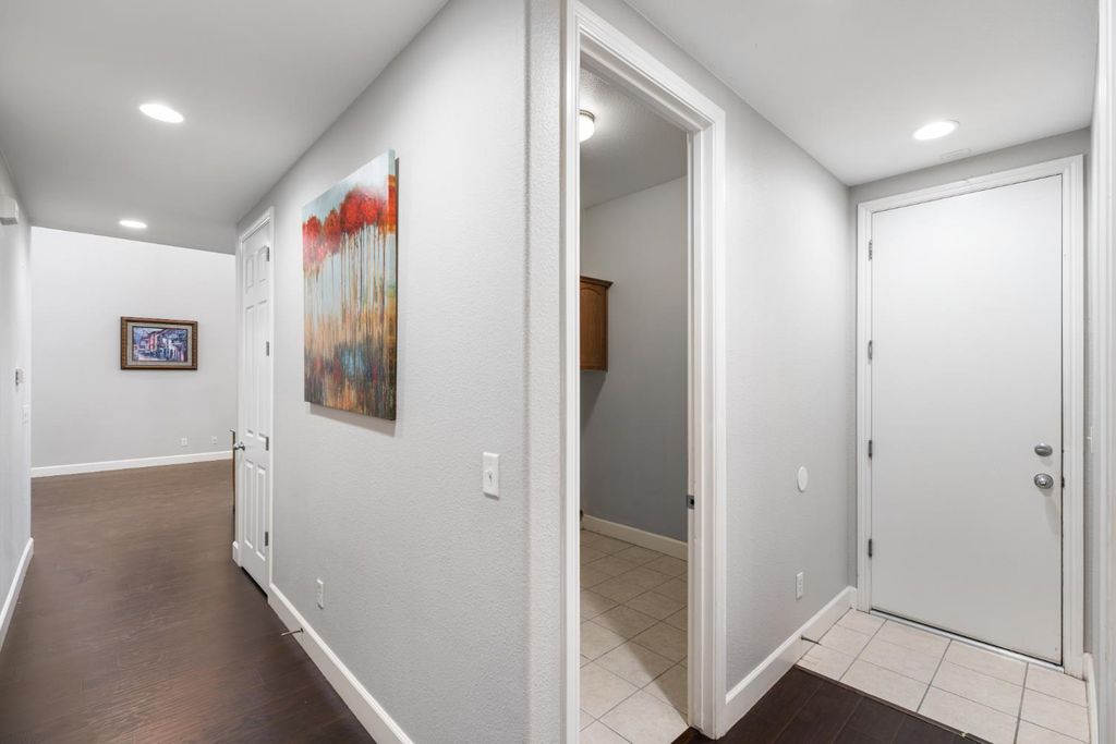 Image 24 of property listing at 6208 W Menlo Avenue, Fresno, CA 93722