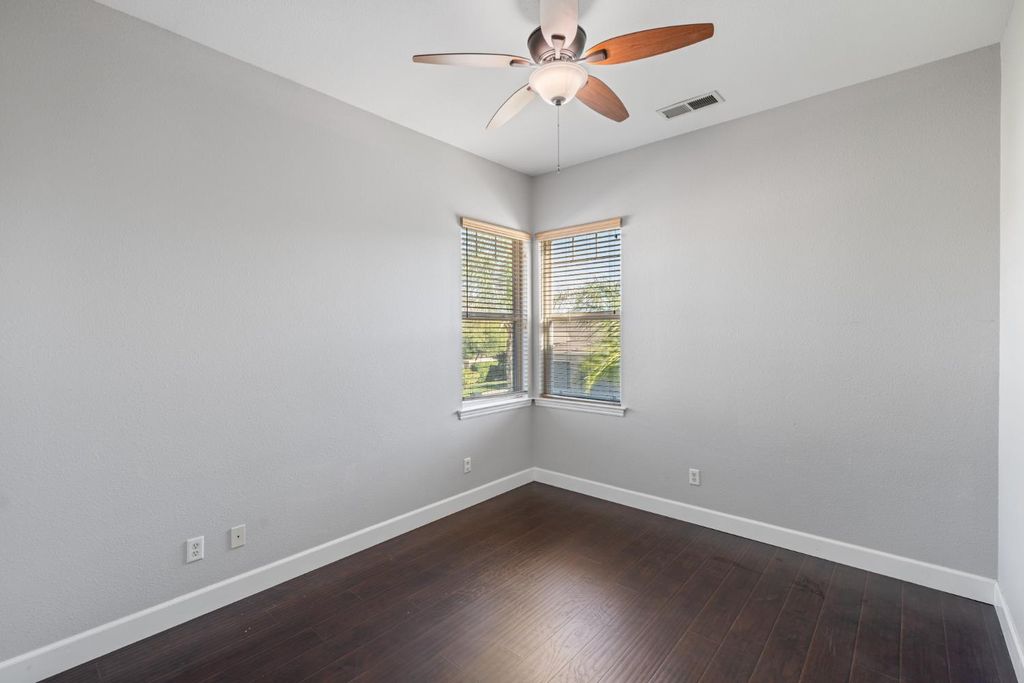Image 44 of property listing at 6208 W Menlo Avenue, Fresno, CA 93722