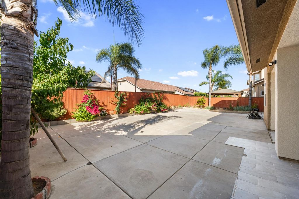 Image 47 of property listing at 6208 W Menlo Avenue, Fresno, CA 93722