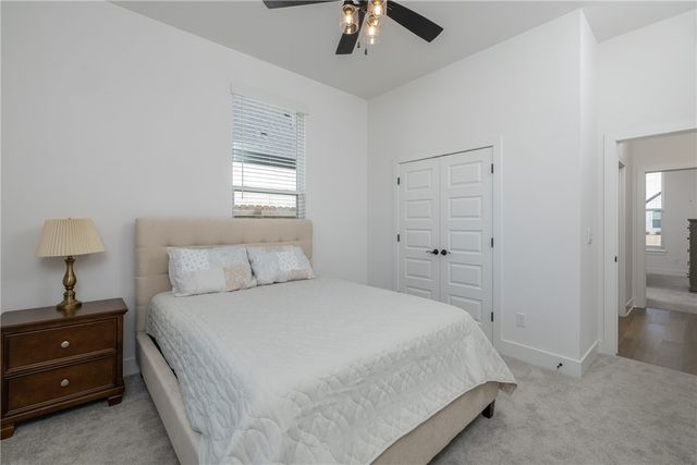 4831 N Parley Bend, Fayetteville, AR 72764