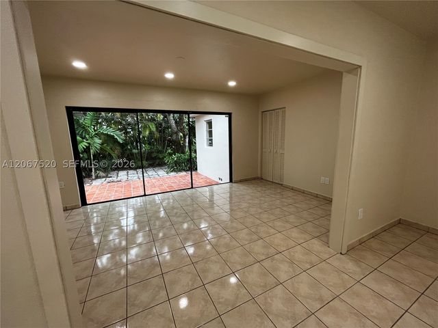 3351 SW 18th St 3351, Miami, FL 33145