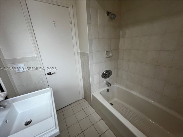 3351 SW 18th St 3351, Miami, FL 33145
