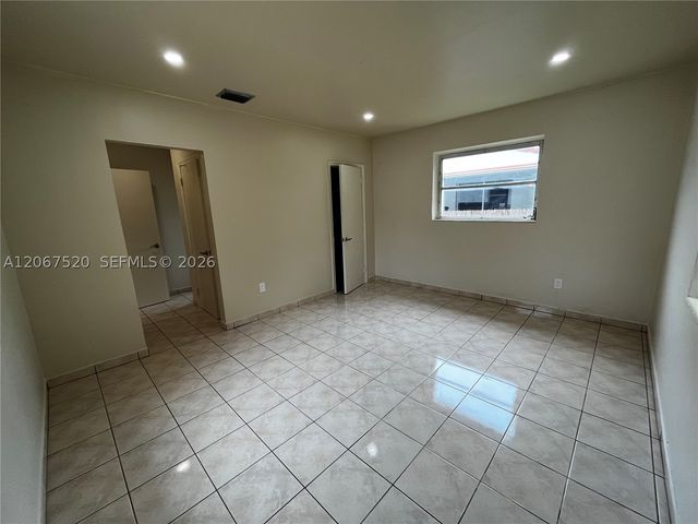 3351 SW 18th St 3351, Miami, FL 33145