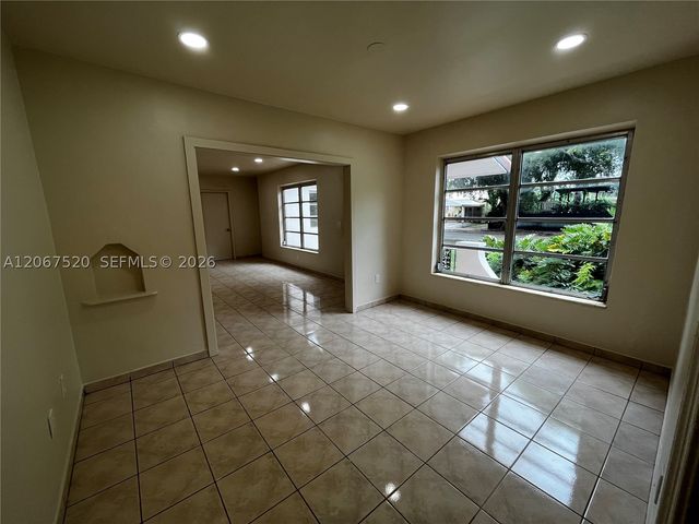 3351 SW 18th St 3351, Miami, FL 33145