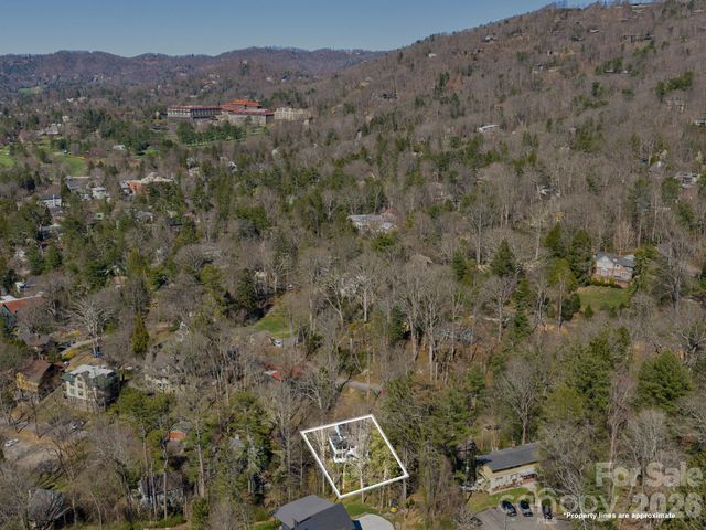 67 Cherokee Road, Asheville, NC 28801