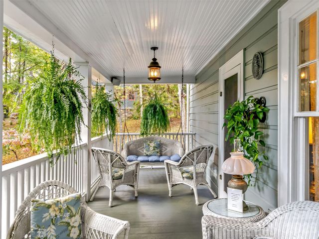 67 Cherokee Road, Asheville, NC 28801