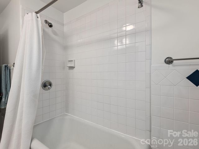 67 Cherokee Road, Asheville, NC 28801