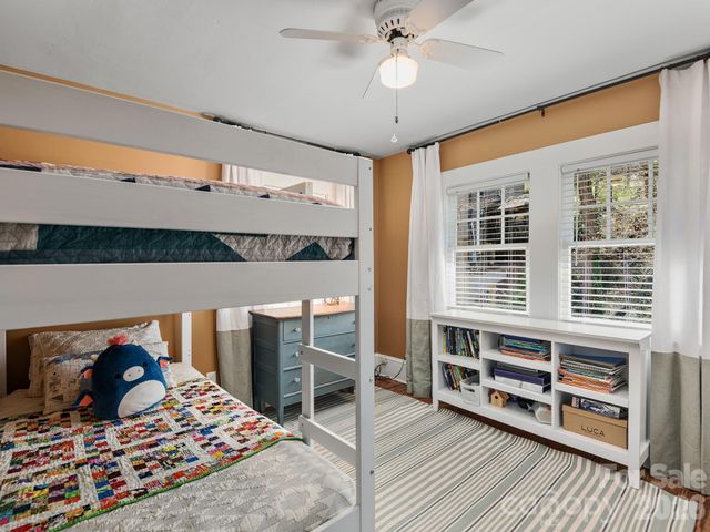67 Cherokee Road, Asheville, NC 28801
