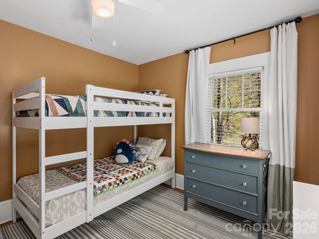 67 Cherokee Road, Asheville, NC 28801