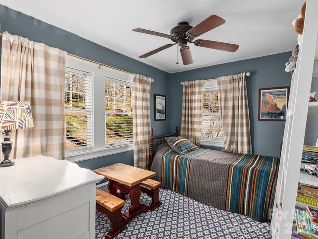 67 Cherokee Road, Asheville, NC 28801