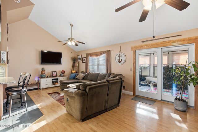 635 Chelsea Street, Forked River, NJ 08731