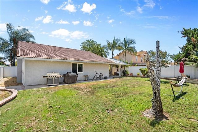 8715 Sandhill Drive, Riverside, CA 92508