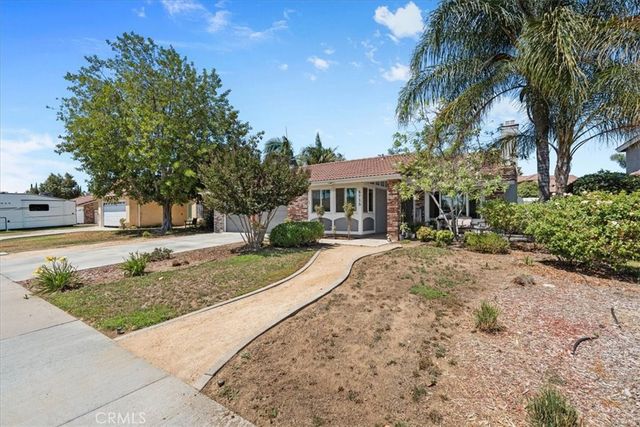8715 Sandhill Drive, Riverside, CA 92508