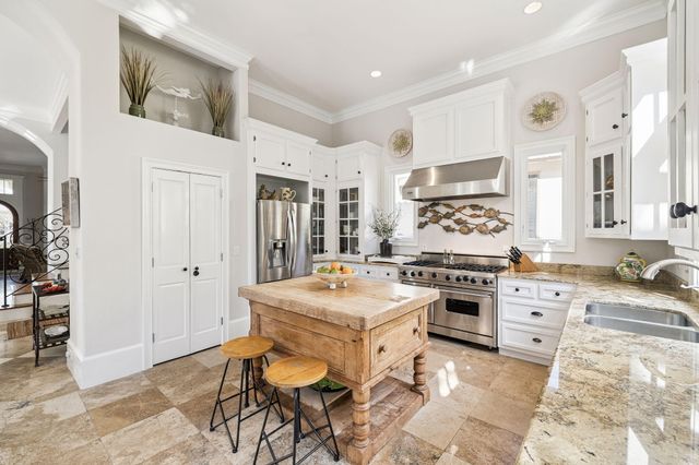 27 Rue Martine, Miramar Beach, FL 32550