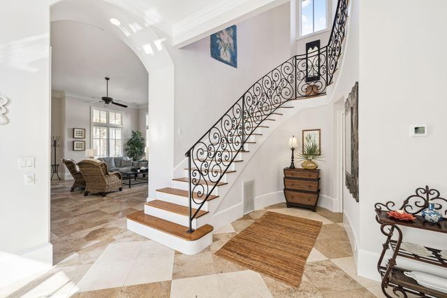 27 Rue Martine, Miramar Beach, FL 32550