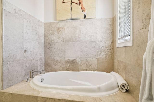 27 Rue Martine, Miramar Beach, FL 32550