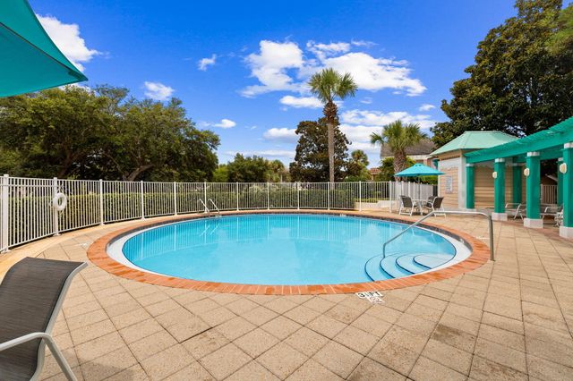 27 Rue Martine, Miramar Beach, FL 32550