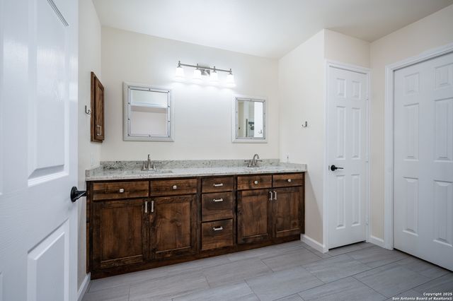 963 River Rock, New Braunfels, TX 78130