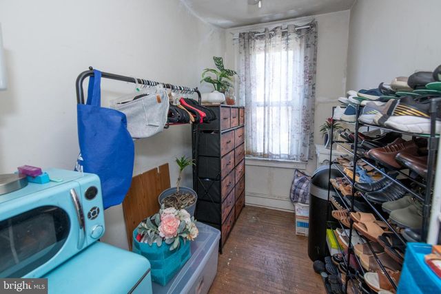 954 WAKELING ST, Philadelphia, PA 19124