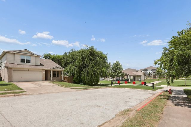 14621 Lantern DR, Pflugerville, TX 78660
