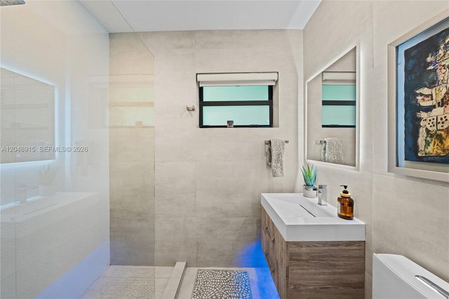 8735 SW 122nd Street, Miami, FL 33176