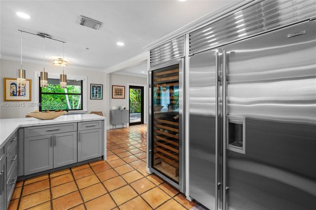 8735 SW 122nd Street, Miami, FL 33176