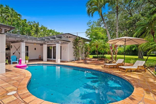 8735 SW 122nd Street, Miami, FL 33176