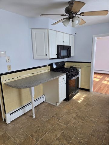 839 Greenwich Avenue, Warwick, RI 02886