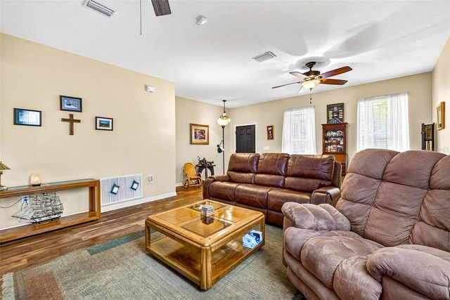 2716 WALDEN WOODS DRIVE, Plant City, FL 33566