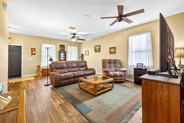 2716 WALDEN WOODS DRIVE, Plant City, FL 33566