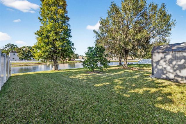 2716 WALDEN WOODS DRIVE, Plant City, FL 33566