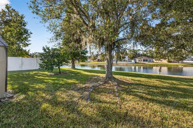 2716 WALDEN WOODS DRIVE, Plant City, FL 33566