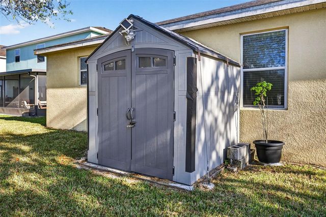 2716 WALDEN WOODS DRIVE, Plant City, FL 33566