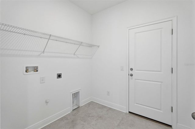 3033 54TH AVENUE N, St Petersburg, FL 33714