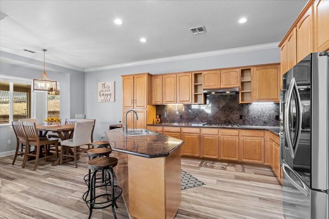 121 Athena Dr, Copperopolis, CA 95228