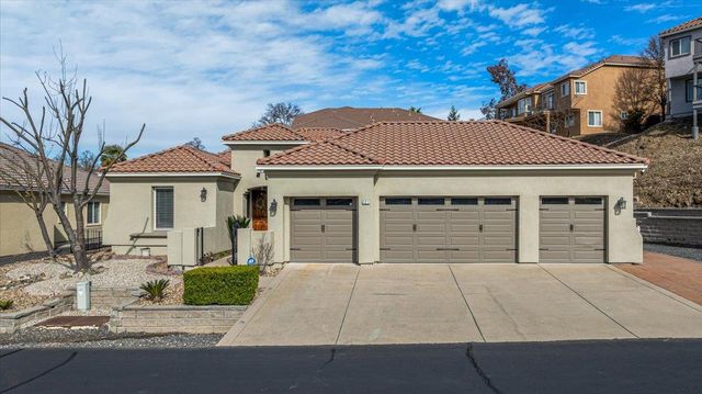 121 Athena Dr, Copperopolis, CA 95228