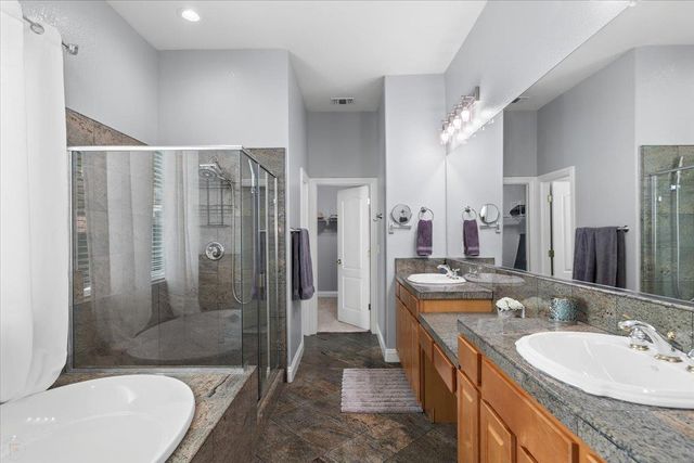 121 Athena Dr, Copperopolis, CA 95228