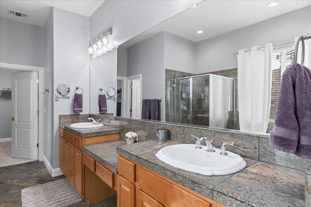 121 Athena Dr, Copperopolis, CA 95228