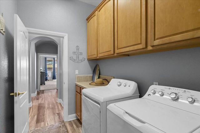 121 Athena Dr, Copperopolis, CA 95228