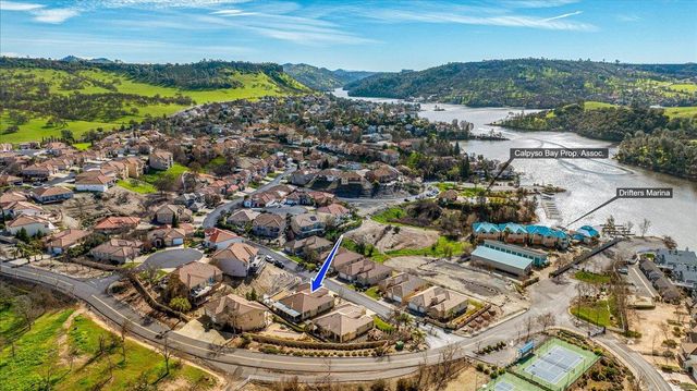 121 Athena Dr, Copperopolis, CA 95228