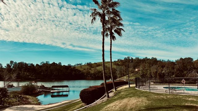 121 Athena Dr, Copperopolis, CA 95228