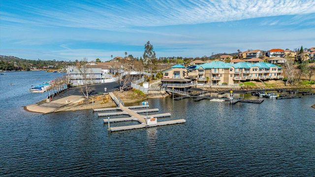 121 Athena Dr, Copperopolis, CA 95228