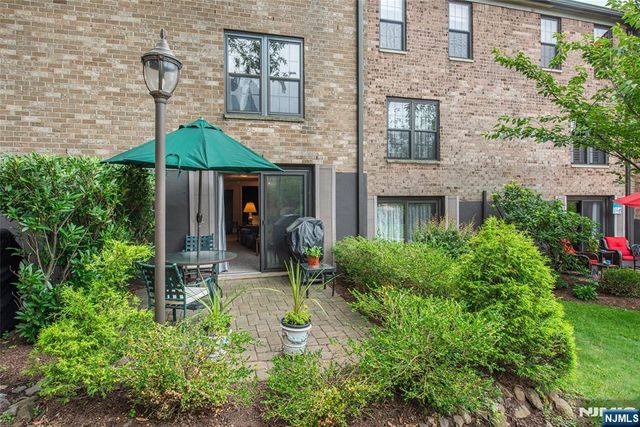 181 Long Hill Road, Little Falls, NJ 07424