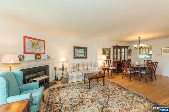 181 Long Hill Road, Little Falls, NJ 07424