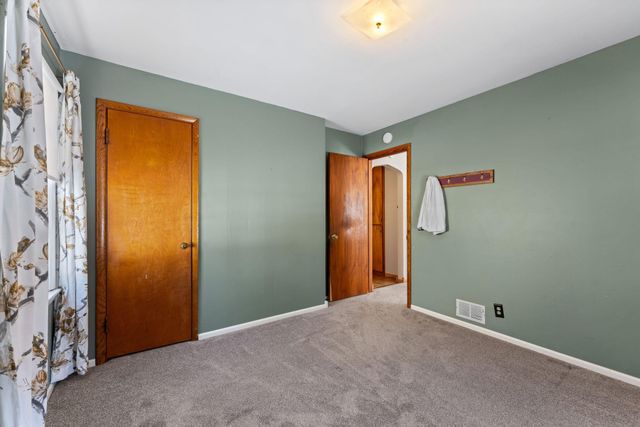 2331 108th Avenue NW, Coon Rapids, MN 55433